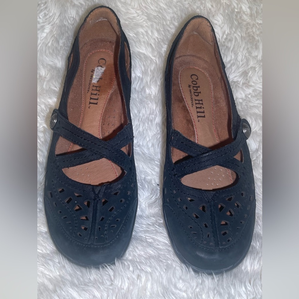 Cobb Hill by New Balance Women's black leather Mary Jane Flat shoes size 7.5W